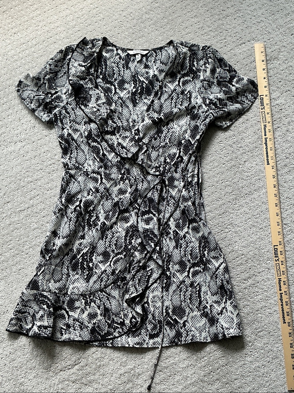 Womens Black & White Snake Print Wrap mini dress